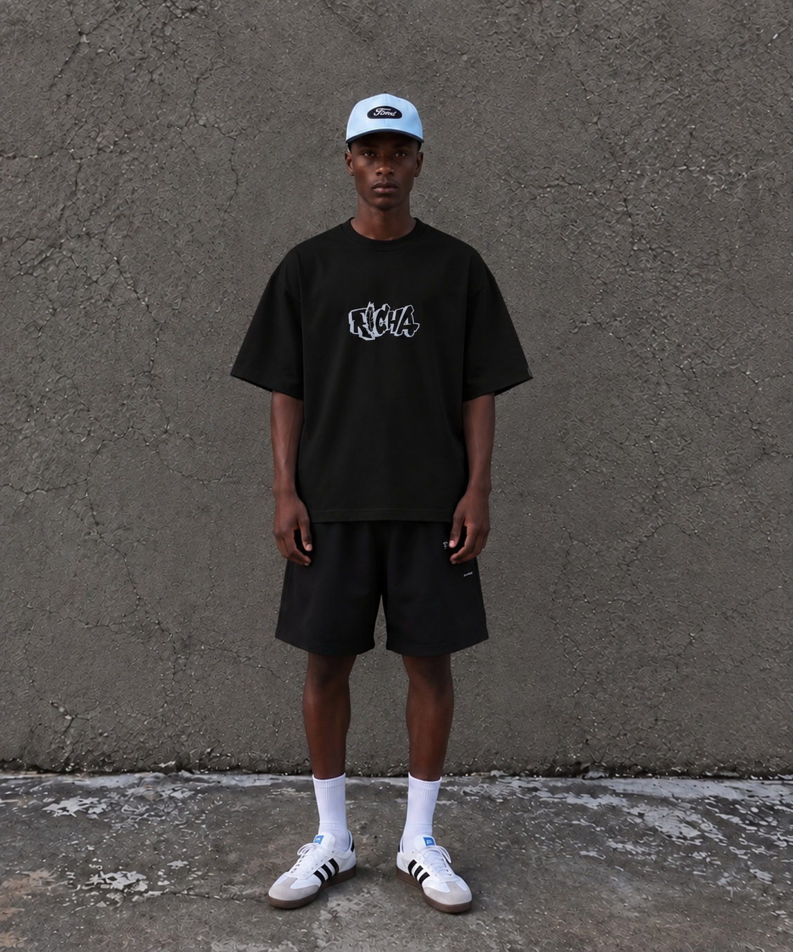 Richa Tee- Black