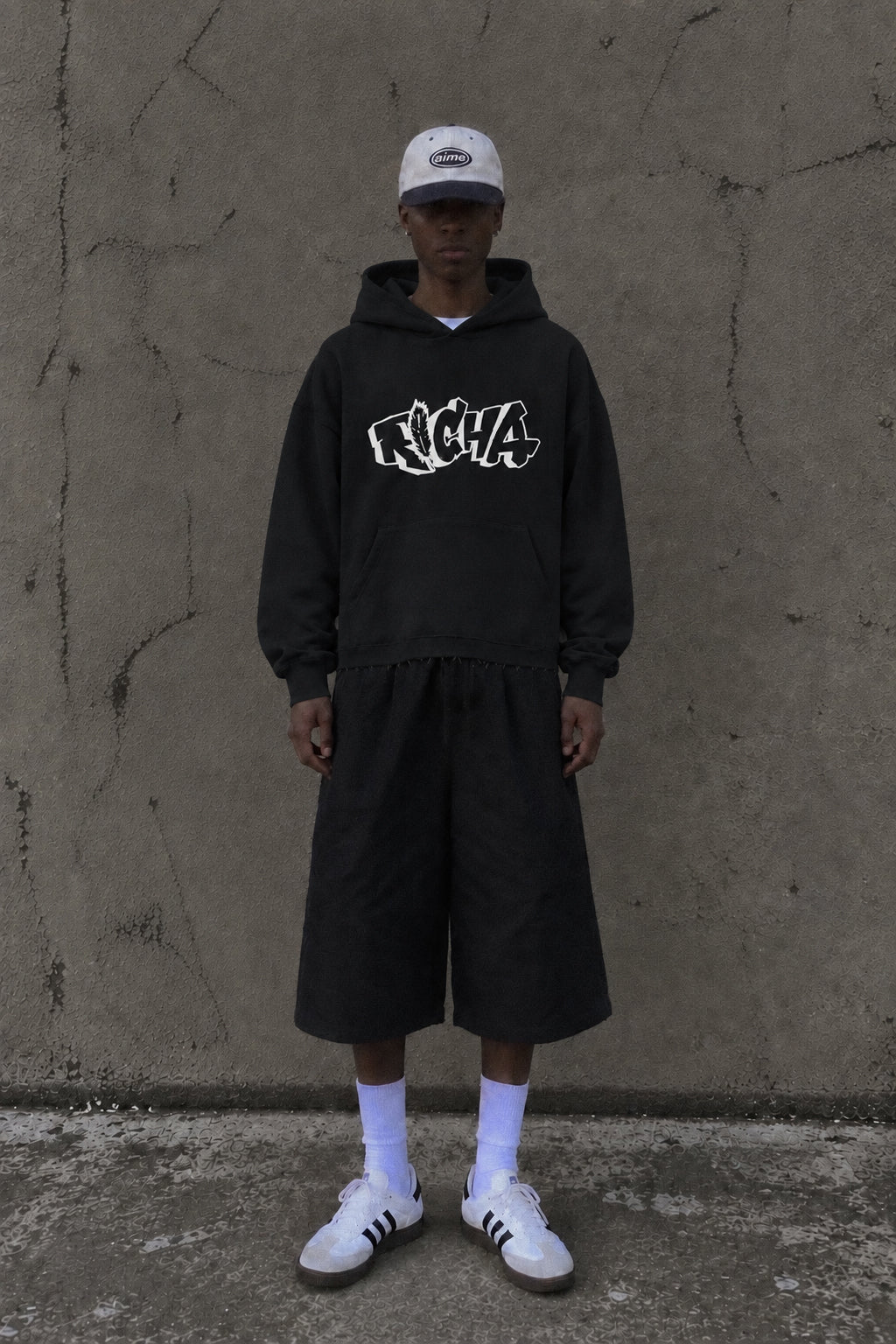 Black Basic Hoodie