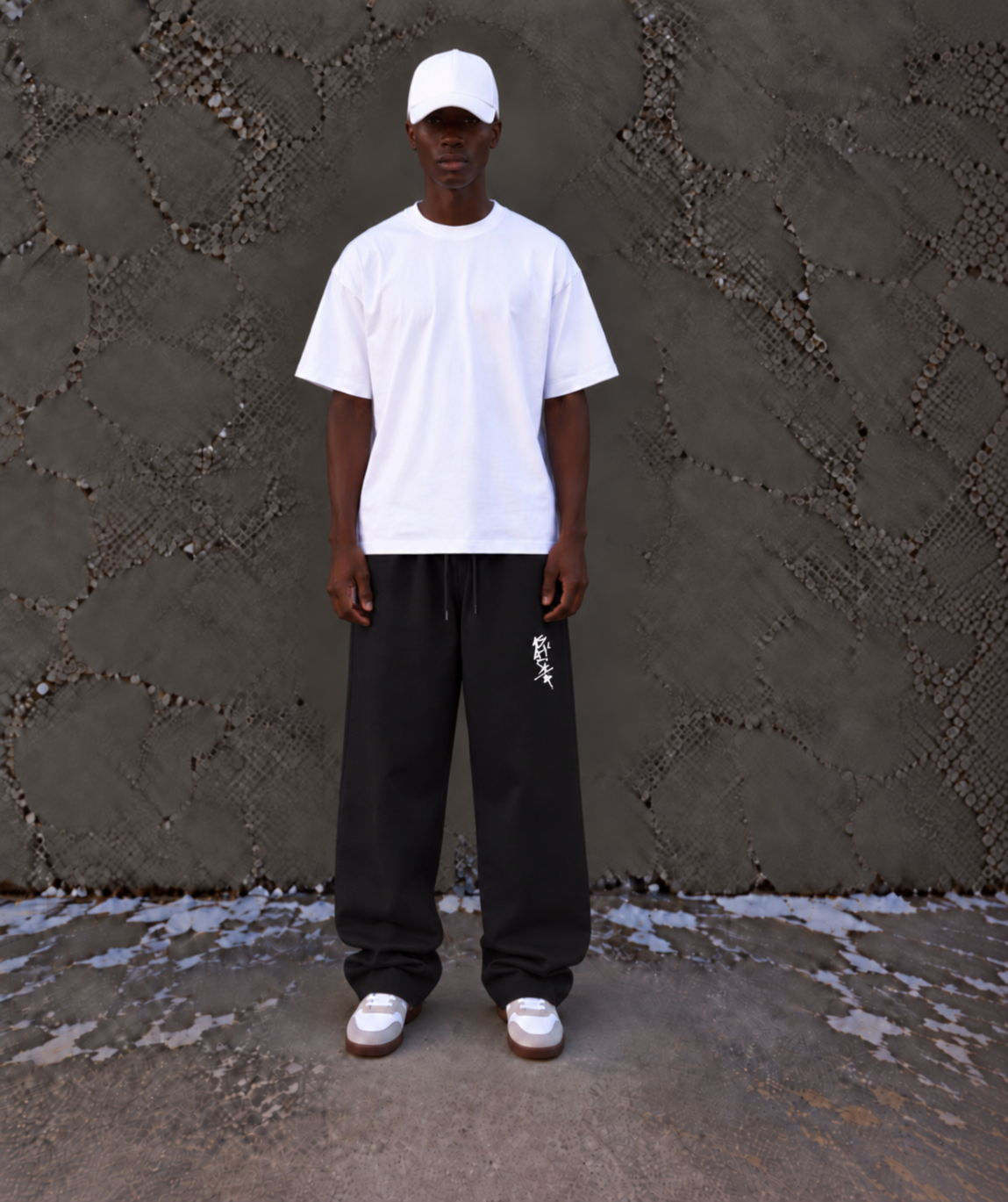 Black Richa Sweatpants